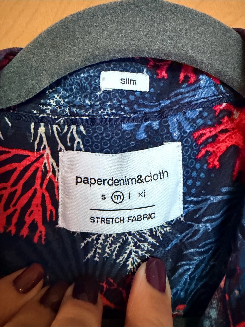 Paper Denim & Cloth Navy Short-Sleeve Coral Print Button-Up Shirt 🪸 - Picture 2 of 6